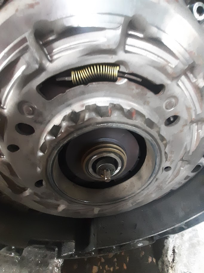 Технічний регламент: Встановлення та регулювання подвійного сухого зчеплення (DDCT C635)